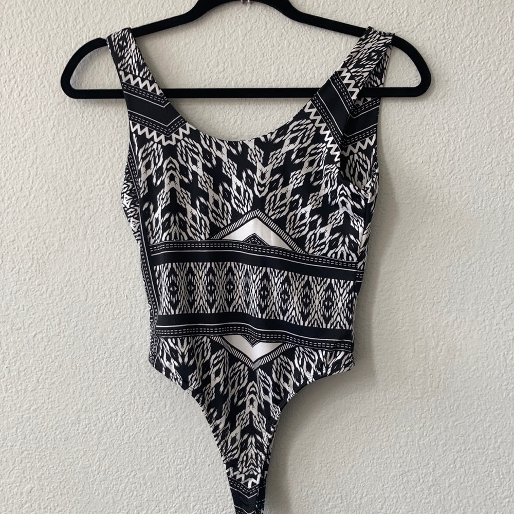 Rosette - Black and White Print Thong Bodysuit - Size Large